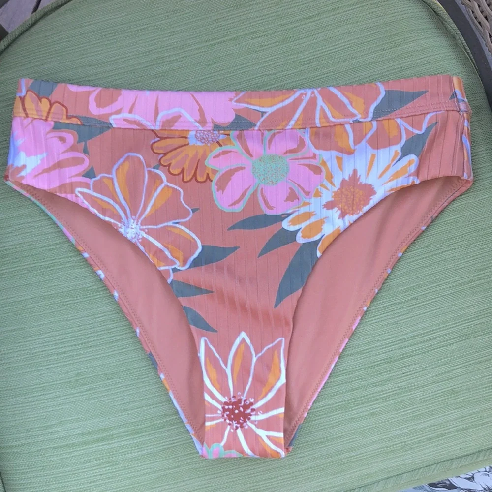 NWOT Roxy Bikini Set - Picture 6 of 16
